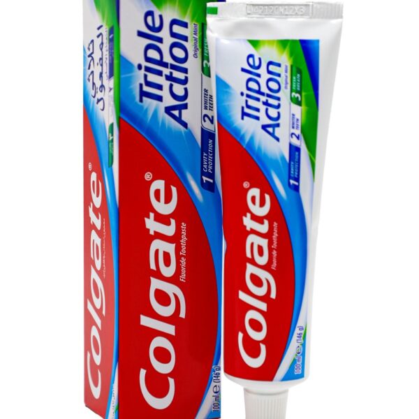 معجون اسنان COLGATE TRIPLE ACTION كولجيت تربل اكشن 100 مل
