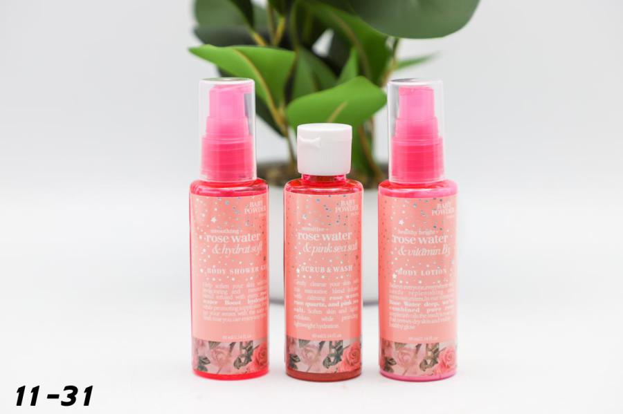 MK4094 طقم شاور جل + مقشر وجه + بدي لوشن Baby powder بيبي باودر 3 قطع F8280 رقم كرتونة 11-31 - الصورة 1