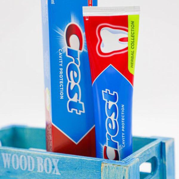 معجون اسنان CREST  كرست 125 مل  لون CAVITY PROTECTION ضدد التسوس