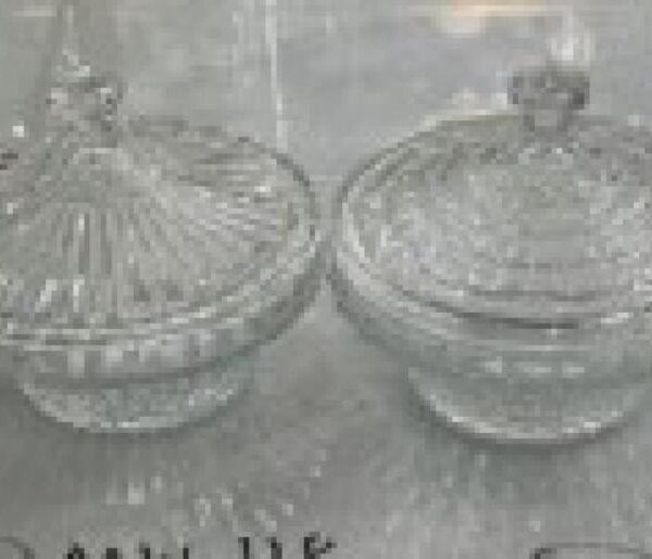 مضيفة شوكلاته لون ابيض شفاف رقم 7-51