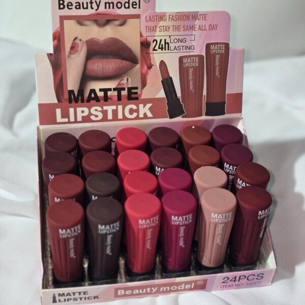 حومرة  BEAUTY MODEL  بيوتي موديل  12مل    35001